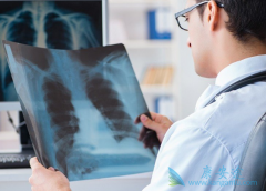 �����޿�(ERLOTINIB)��������������ܷ��һ�����Ʒΰ����ߵ�������