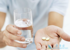 ���ö���³��(Xtandi)��ø��ߵ�Ӧ����Ӧ������ҩ