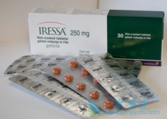 ����ҩ������ɳ�Ͱ���������Եİе�һ����